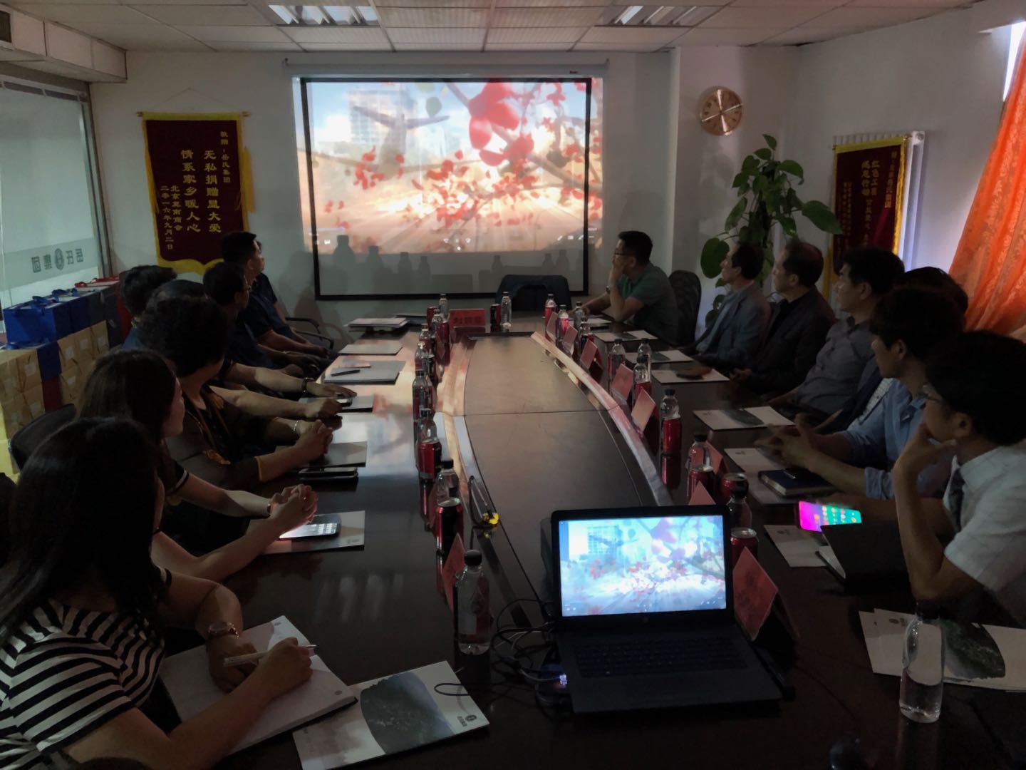 韓國農(nóng)業(yè)協(xié)會、漢城BCC公司、韓國賢光國際到訪岳氏集團(tuán)與并簽署合作協(xié)議